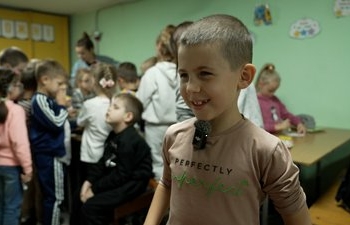 У пріоритеті — очні уроки, насамперед для учнів початкових класів: як навчаються школярі Чернігова