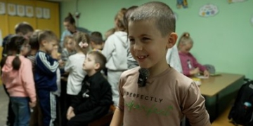 У пріоритеті — очні уроки, насамперед для учнів початкових класів: як навчаються школярі Чернігова