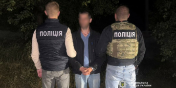 У Чернігові затримали підозрюваного в торгівлі наркотиками
