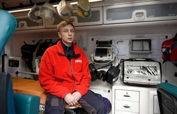 «Забуваєш про все і набагато краще почуваєшся»: у Чернігові працівники «швидкої» створили футбольну команду