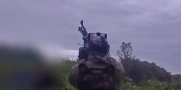 Чернігівський прикордонник збив два шахеди зі стрілецької зброї (Відеофакт)