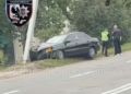 У Чернігові автівка в’їхала в стовп (Фотофакт)